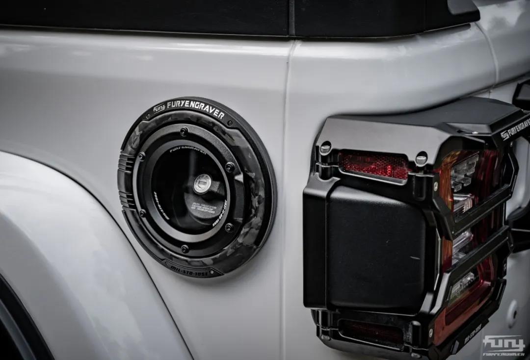Gravity Series Tank Cover for Jeep Wrangler JK & JL – FURYENGRAVER