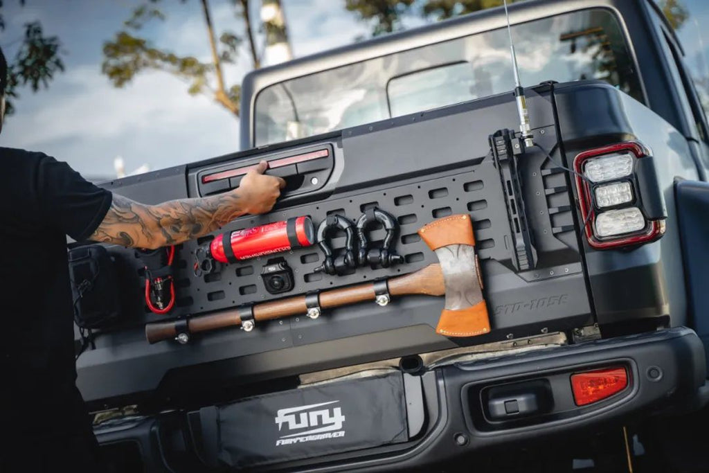 Gladiator Panel Racing Multifunctional tailgate expansion panel for Jeep Gladiator JT ...